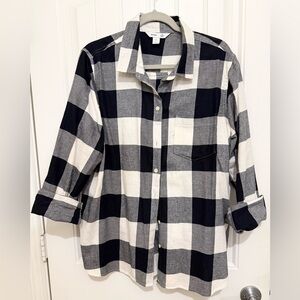 Old Navy Black and White Buffalo Plaid Shirt